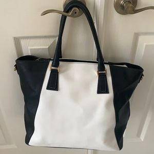Courage B Black and white leather tote